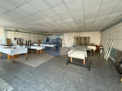 Obiekt komercyjny na sprzedaż o pow. 3046,35 m2 - Nowe Miasteczko - 9 000 000,00 PLN