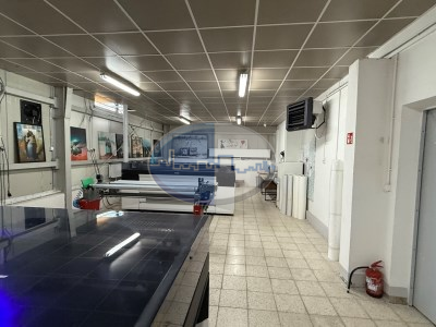 Obiekt komercyjny na sprzedaż o pow. 3046,35 m2 - Nowe Miasteczko - 9 000 000,00 PLN