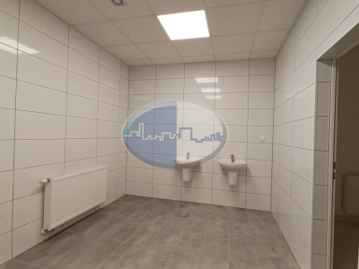 Obiekt komercyjny na sprzedaż o pow. 1430 m2 - Sulechów - 4 300 000,00 PLN